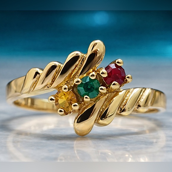 Jewelry - Vintage Gold Plated Multicolor Crystal Ring Size 7 Dainty birthstone Band